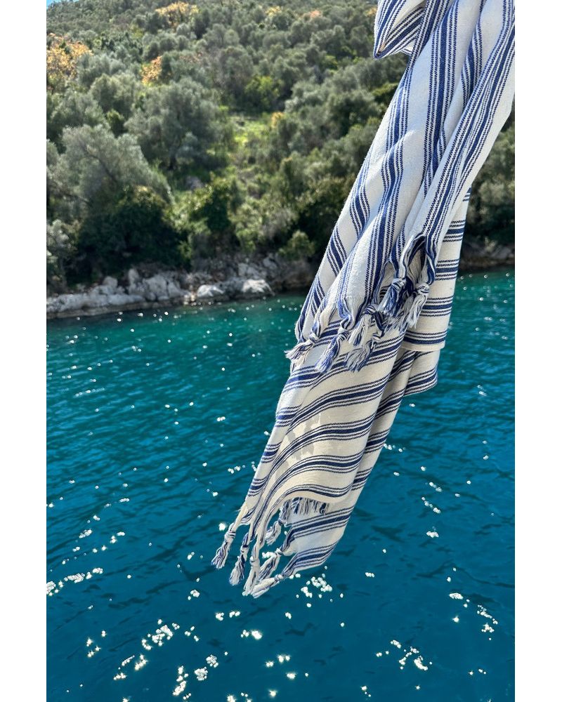 Helen Peştemal - Lacivert