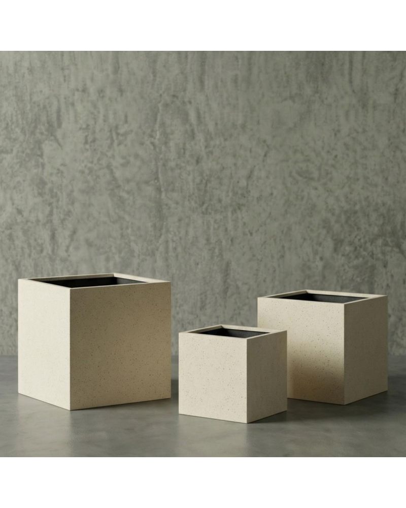 Angular Hafif Beton Saksı - Krem