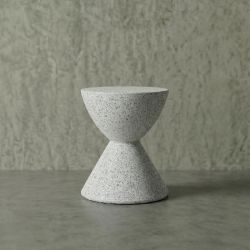 Untimely Hafif Beton Yan Sehpa - Beyaz