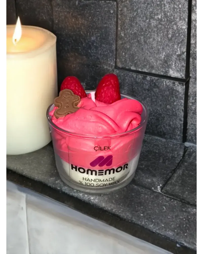 Çilekli Soya Wax Mum 200cc